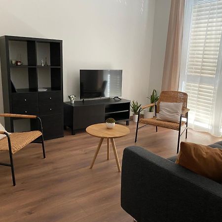 Sziget Apartment Gyor Exterior photo